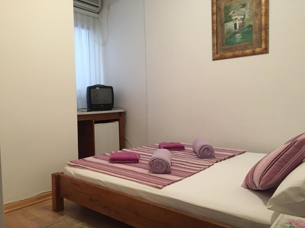 Pansion Most Bed and Breakfast Mostar Esterno foto